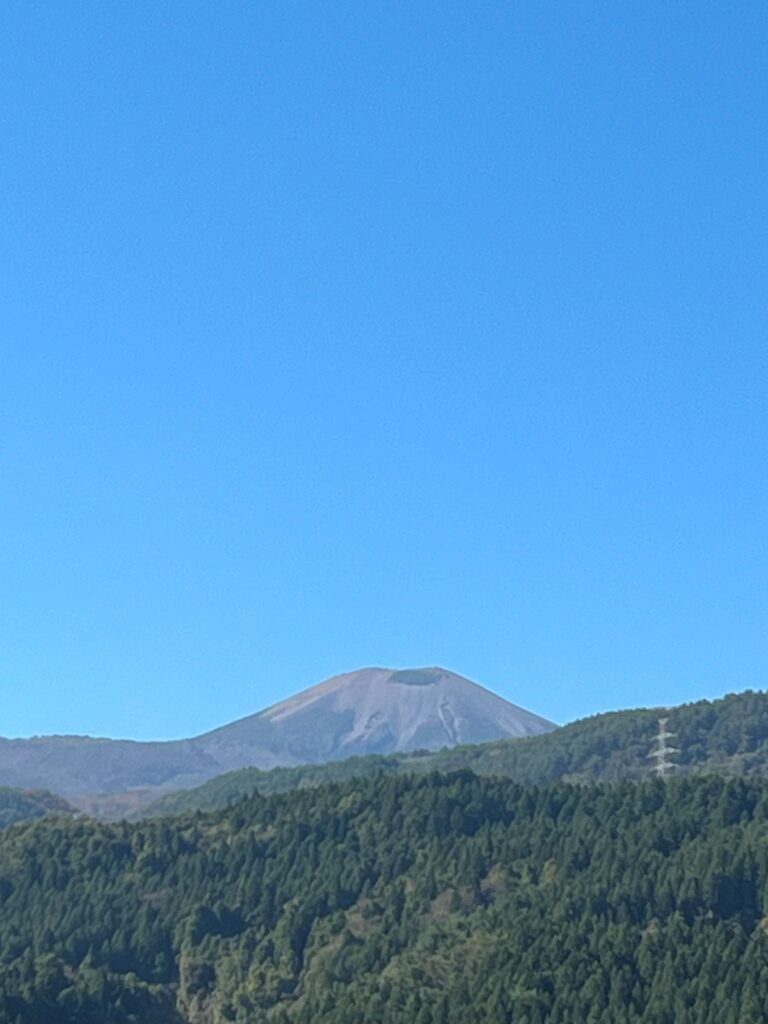 あずま総合運動公園から見る吾妻小富士